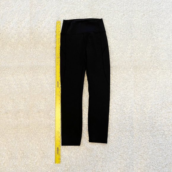 Lululemon Black Crop Leggings - size 4 (#2) - Picture 4 of 7